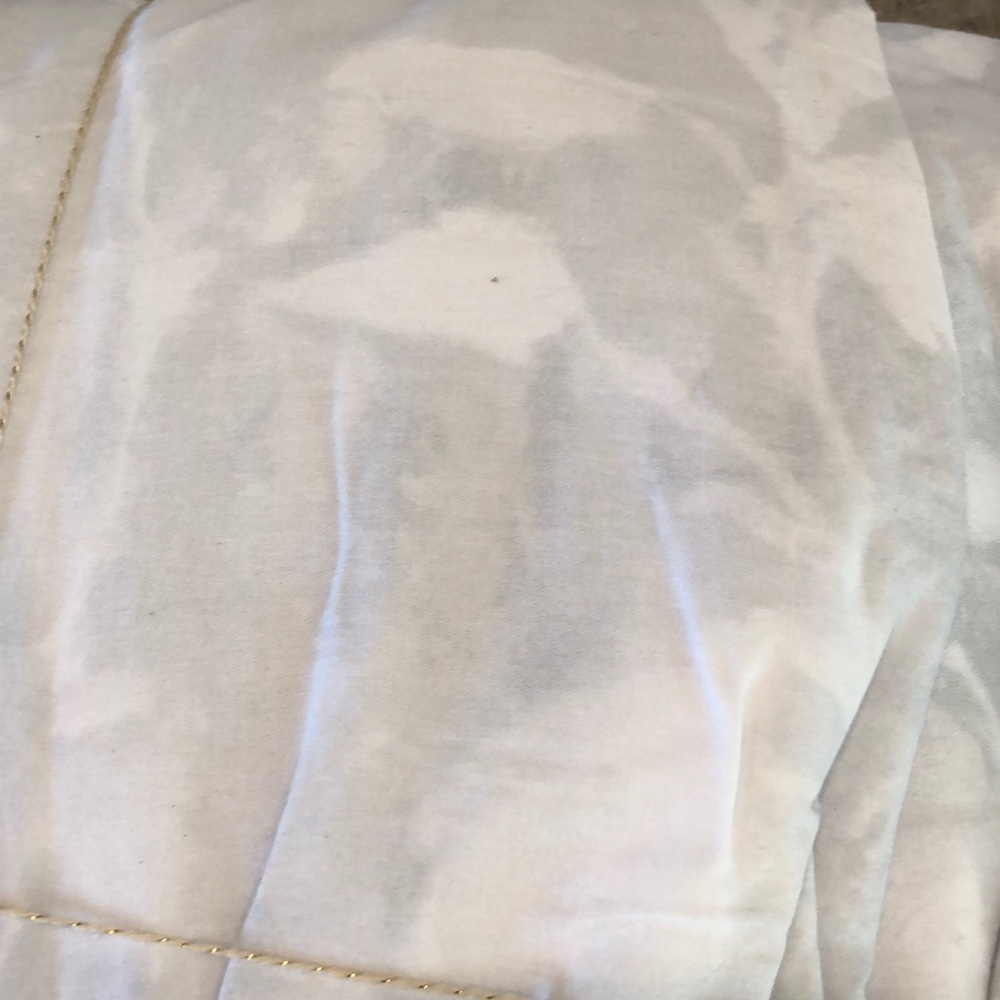 Nicole Miller queen duvet